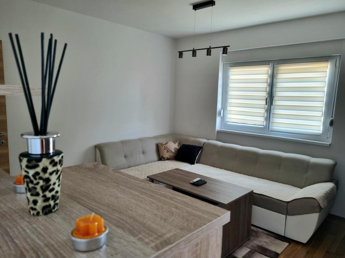 Apartman Court Πριέντορ Εξωτερικό φωτογραφία